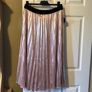 NWT metallic pink elastic waist pleated skirt, 12